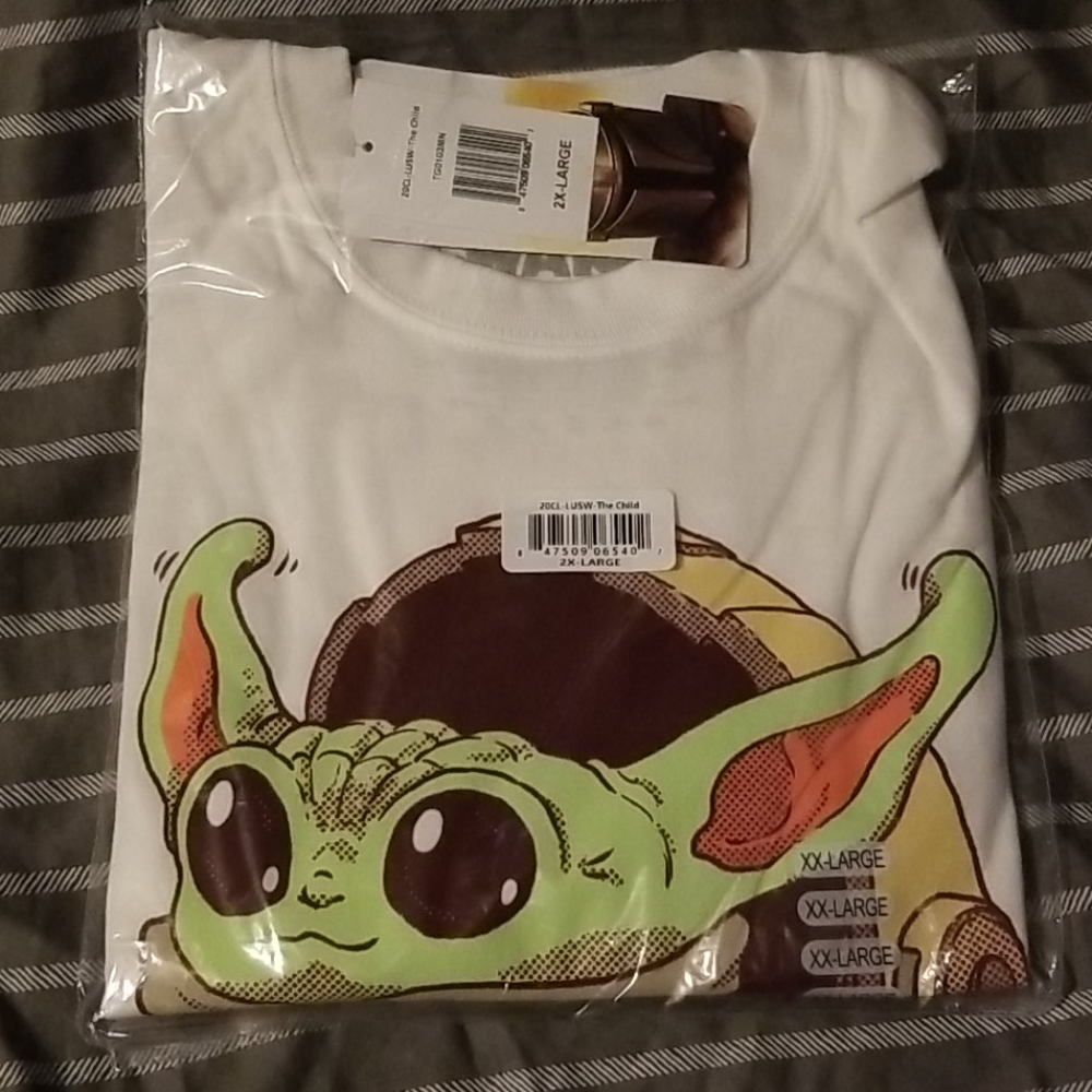 Star wars the child 2XL short sleeve shirt